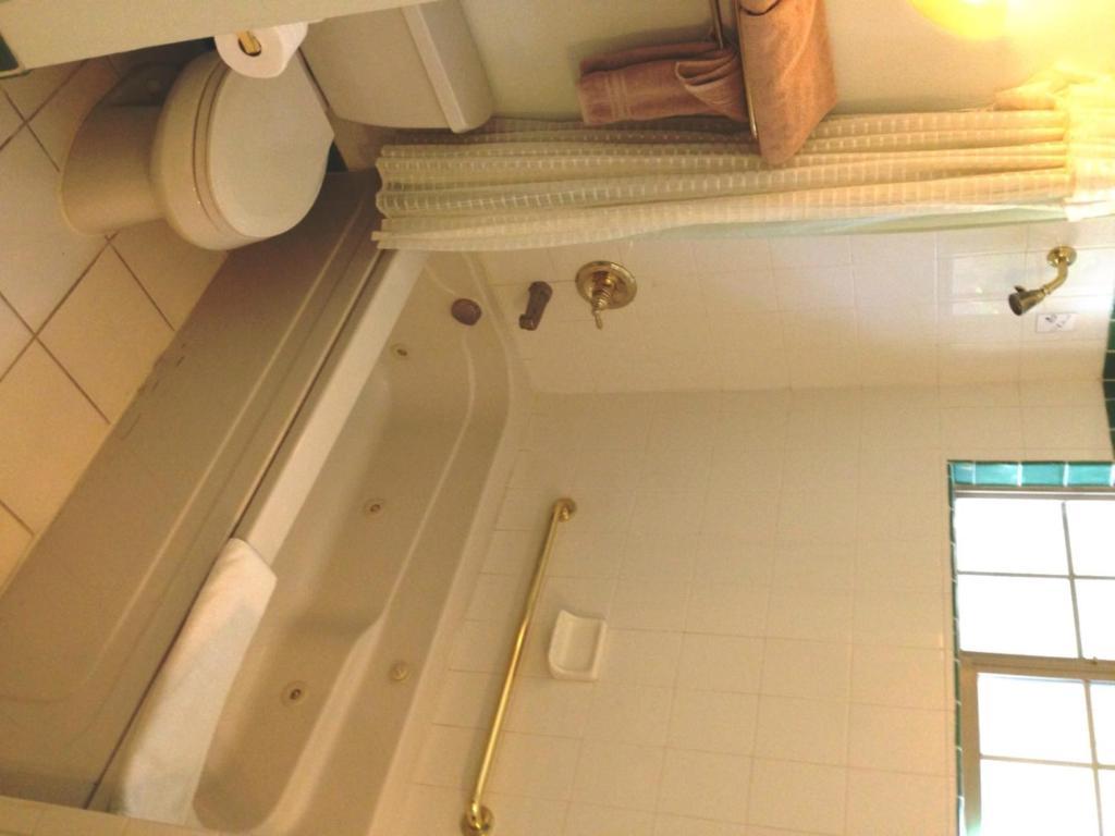 Fairfax Inn San Rafael Bilik gambar